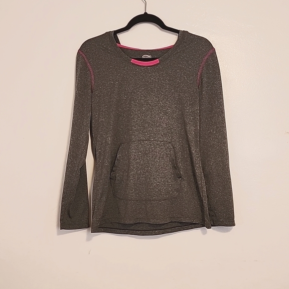 Workout long sleeve with hood - Picture 1 of 11